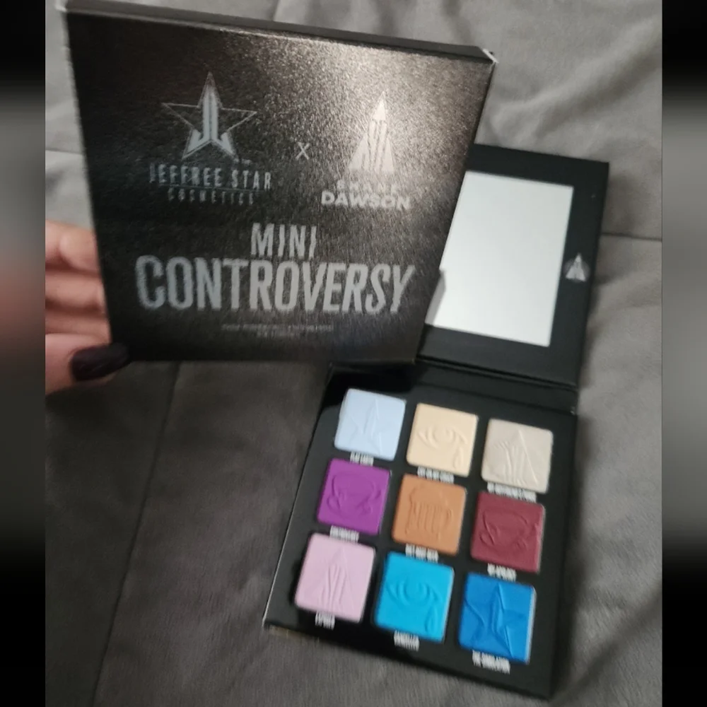 NWT Jeffree Star eyeshadow‎ palette
